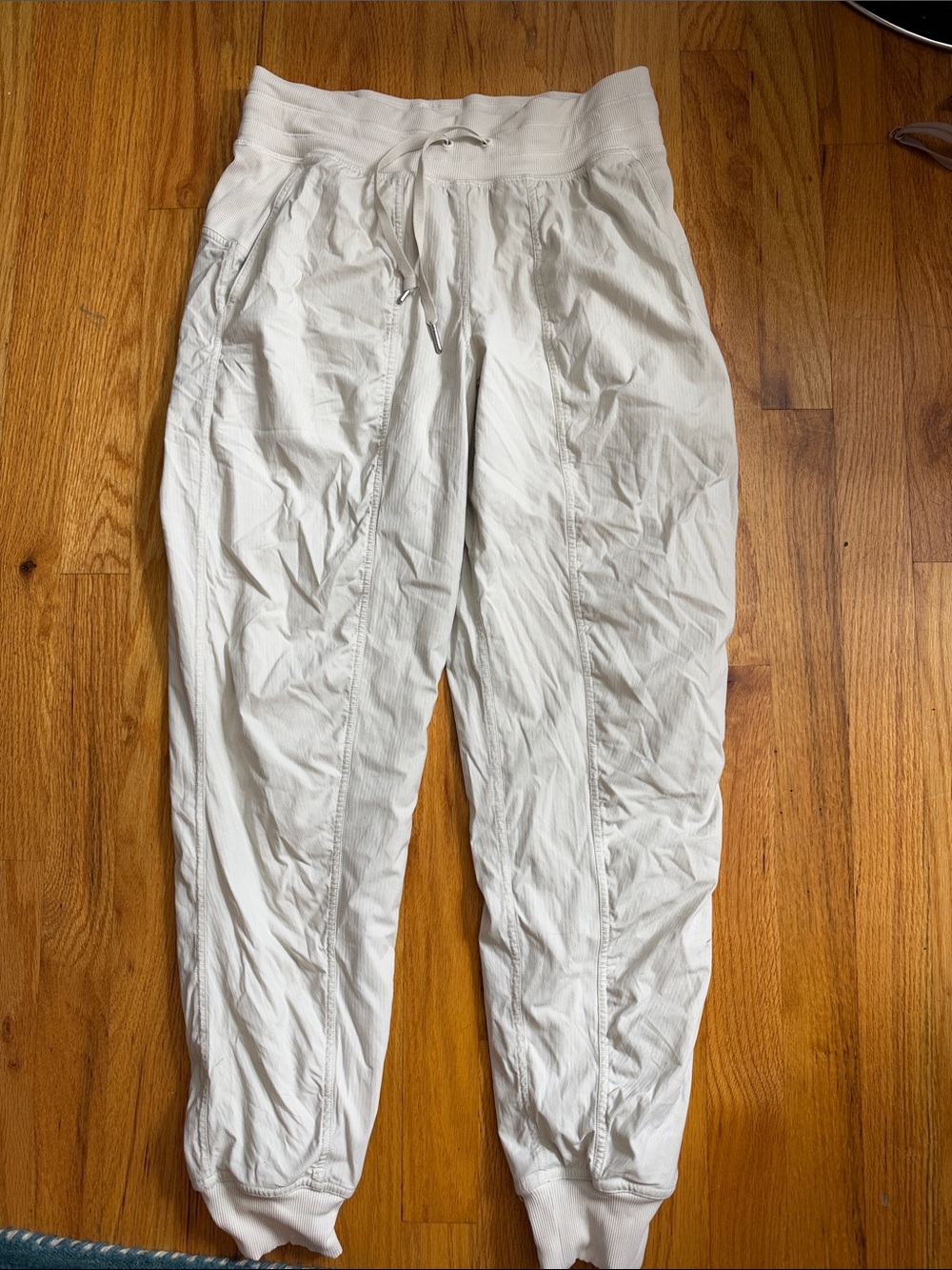 Lululemon dance studio jogger cream